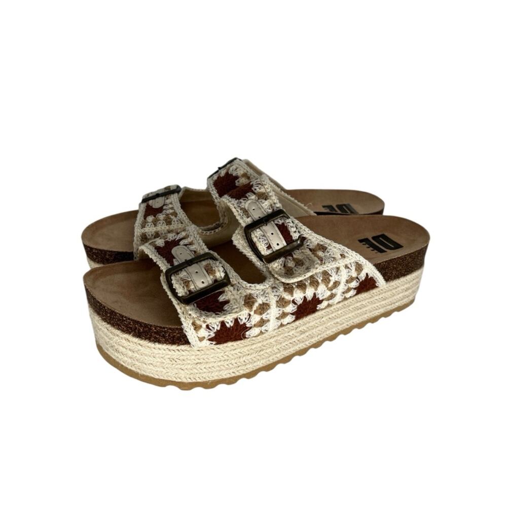 Dirty Laundry Cream Crochet Platform Slide Sandals
